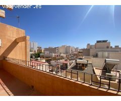 Ático en El Quemadero, Almería.