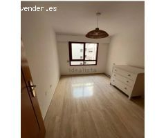 ALQUILER DE ESTUPENDA VIVIENDA CON VISTAS AL MAR ZONA ENSANCHE