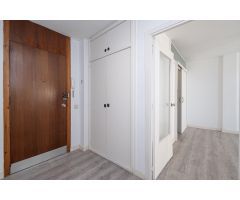Apartamento con espectaculares vistas al mar y a la Catedral – Paseo Marítimo
