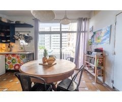 Exclusiva vivienda de diseño industrial en la emblemática Rambla del Poblenou