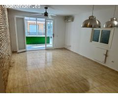 AMPLIO APARTAMENTO DE 3 DORMITORIOS A 100 METROS DEL MAR - ZONA ZCEQUÓN, TORREVIEJA -