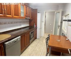 AMPLIO APARTAMENTO DE 3 DORMITORIOS A 100 METROS DEL MAR - ZONA ZCEQUÓN, TORREVIEJA -