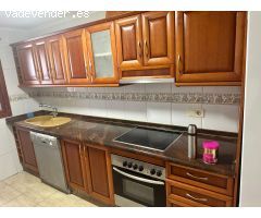 AMPLIO APARTAMENTO DE 3 DORMITORIOS A 100 METROS DEL MAR - ZONA ZCEQUÓN, TORREVIEJA -