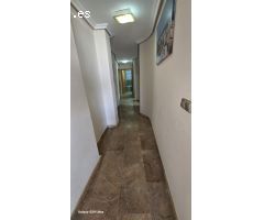 PISO CENTRICO EN TORREVIEJA-ZONA PUERTO DEPORTIVO