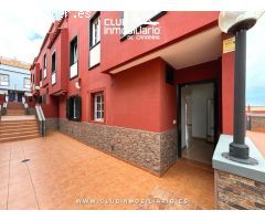 Chalet en Tacoronte de 3 habitaciones con jardín y garaje