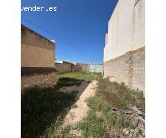 UN CHALET EN EL CENTRO DEL PUEBLO