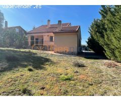 ESPECTACULAR CHALET en ZARZUELA DEL MONTE (SEGOVIA) con 6 HABITACIONES, 3 BAÑOS y GRAN PARCELA