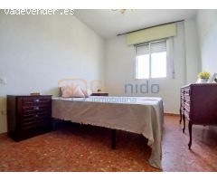 MAGNIFICO PISO de TRES DORMITORIOS con PLAZA DE GARAJE en SEGOVIA