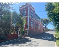 Chalet con jardín en venta en Tafira