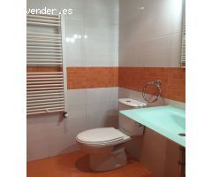  en Venta en Las Espineras del León, León