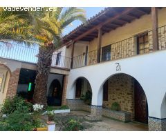Complejo turístico con casa rural en explotacion