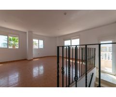 Duplex con Piscina en Guardamar