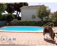 Torre con 2 viviendas y piscina en Pineda de Mar