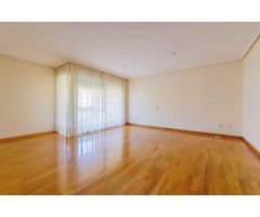 Atico Duplex en Venta en San Lorenzo de El Escorial, Madrid