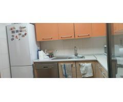AOC VENDE, PISO BAJO CON 2 HABITACIONES, 2 BAÑOS, PATIO 53 M2 Y GARAJE