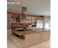 Chalet de Lujo en Camporeal