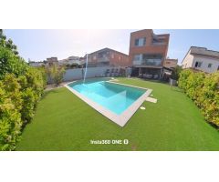 ???? Espectacular Chalet de Lujo en El Oasis – Con Piscina Privada, Wellness y Mucho Más