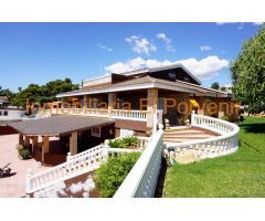 Chalet en Alquiler en Los Torrentes, Valencia