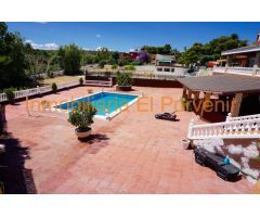 Chalet en Alquiler en Los Torrentes, Valencia