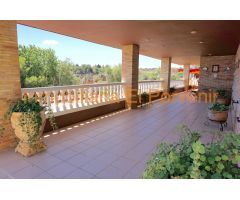 Chalet en Alquiler en Los Torrentes, Valencia
