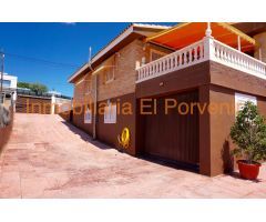 Chalet en Alquiler en Los Torrentes, Valencia