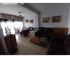 INMOBILIARIA TEJARES ALQUILA PARA ESTUDIANTES ESTUPENDO PISO EN LA AVENIDA DE ESPAÑA