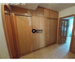 INMOBILIARIA TEJARES ALQUILA PARA ESTUDIANTES ESTUPENDO PISO EN LA AVENIDA DE ESPAÑA