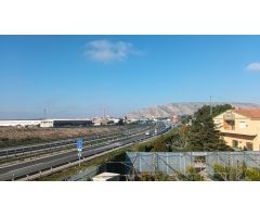 Nave Industrial en Villena primera línea de autovía.