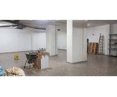 Local comercial en Venta en Valencia de las Torres, Valencia