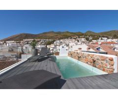 Maravillosa Casa reformada con piscina privada, Benalmádena Pueblo
