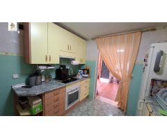 VENTA DE CASA  EN EL CENTRO DE SESEÑA CON GRANDES ESPACIOS Y GRAN PATIO