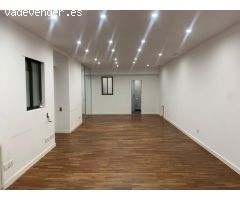 Oficina situada en Edificio Mixto muy próxima al Paseo de la Castellana.