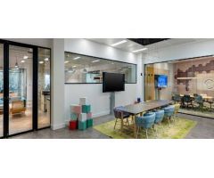 Edificio rehabilitado en el 2017 ideal para sede corporativa con todo tipo de servicios.