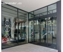 Edificio rehabilitado en el 2017 ideal para sede corporativa con todo tipo de servicios.