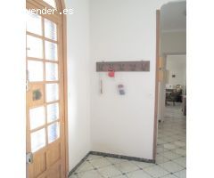 CASA FAMILIAR EN BAENA CON MUCHO POTENCIAL