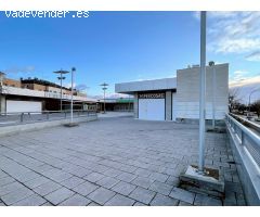 Local comercial esquinero de 83 m2 + posibilidad 2 amplias terrazas