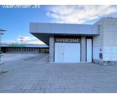 Local comercial esquinero de 83 m2 + posibilidad 2 amplias terrazas