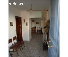 CASA EN ZONA MUY TRANQUILA DE SANTIAGO DE CALATRAVA