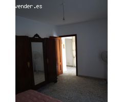 CASA EN ZONA MUY TRANQUILA DE SANTIAGO DE CALATRAVA