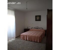 CASA EN ZONA MUY TRANQUILA DE SANTIAGO DE CALATRAVA