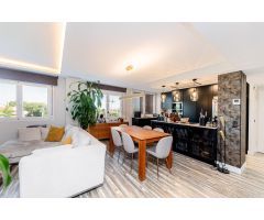 Piso reformado con garaje, trastero, terraza y piscina en Alcorcón