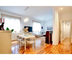 Elegancia y luz en el corazón de Almagro, Madrid – 3 dormitorios, 2 baños, 113?m²