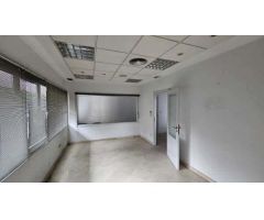 Oficina en Venta en Santa Cruz de Oleiros, A Coruña