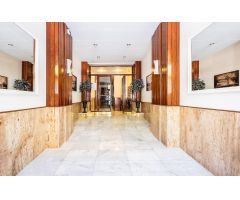 Vive a un paso del Retiro: elegancia, luz y ubicación premium en pleno Madrid