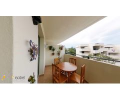 ¡OPORTUNIDAD! APARTAMENTO CASI NUEVO CON PARQUING Y PISCINA