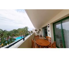 ¡OPORTUNIDAD! APARTAMENTO CASI NUEVO CON PARQUING Y PISCINA