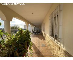 VENTA DE VIVIENDA, CON ALMACENES Y GARAJE