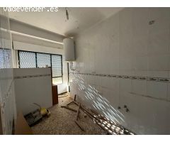 OPORTUNIDAD: 2 viviendas, almacenes y solar edificable en LA PACA