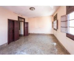 En venta. Calle Pérez Galdós, en Guía, Gran Canaria.