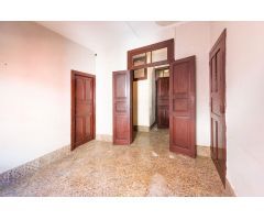 En venta. Calle Pérez Galdós, en Guía, Gran Canaria.